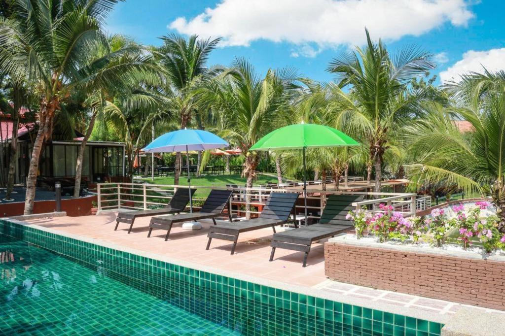 Nai Yang Beach Royal Lee Resort And Spa מראה חיצוני תמונה