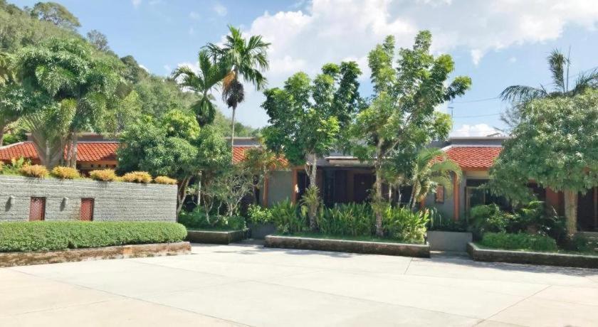 Nai Yang Beach Royal Lee Resort And Spa מראה חיצוני תמונה